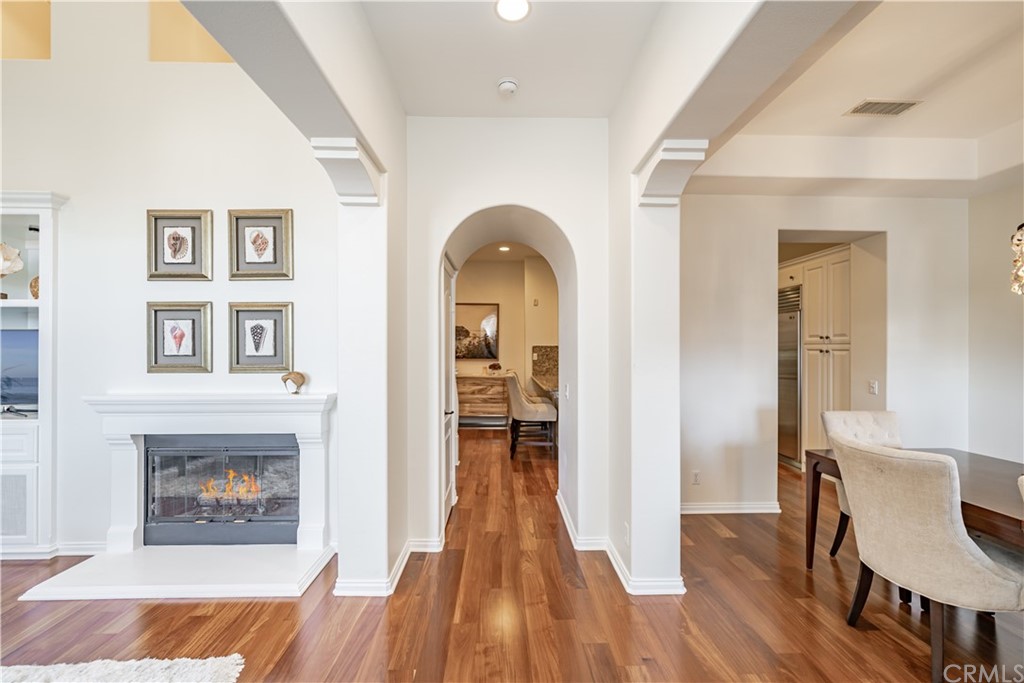 37 Mandria Newport Coast, CA 92657 - Photo 4 of 53 Grand Entrance, living room to left, dining room to right and kitchen ahead!