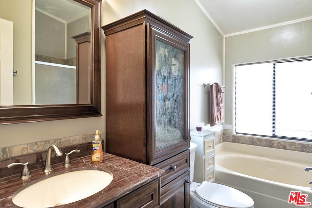 34401 Peaceful Valley Road Acton, CA 93510 - Photo 14 of 29 Gallery Image 14