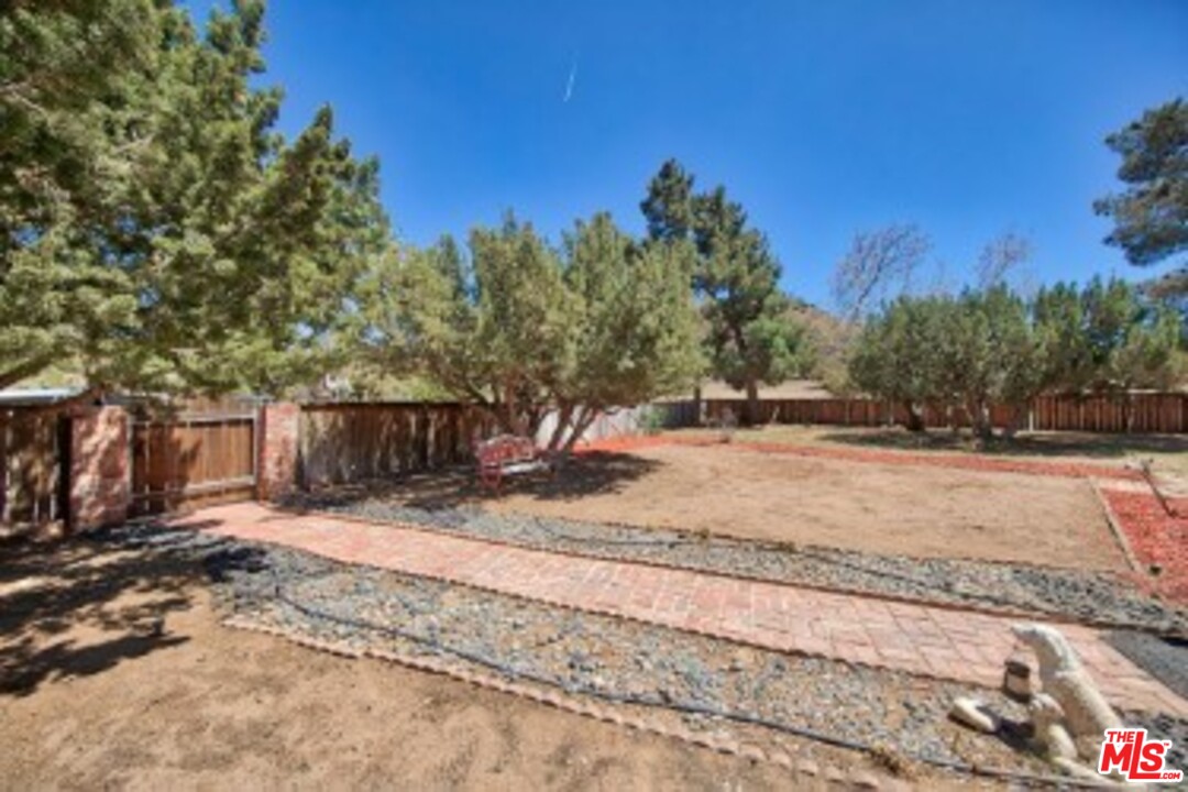 34401 Peaceful Valley Road Acton, CA 93510 - Photo 4 of 29 Gallery Image 4
