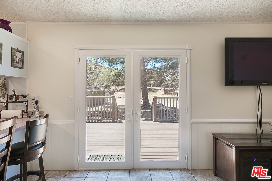 34401 Peaceful Valley Road Acton, CA 93510 - Photo 8 of 29 Gallery Image 8
