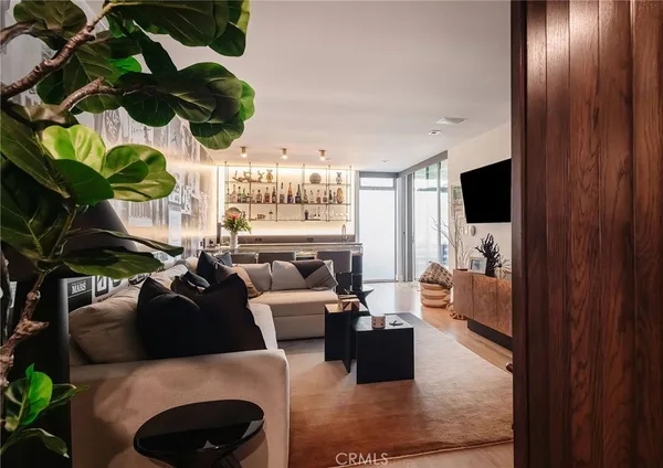 $11,995,000 | 121 16th Street, Manhattan Beach, CA 90266
