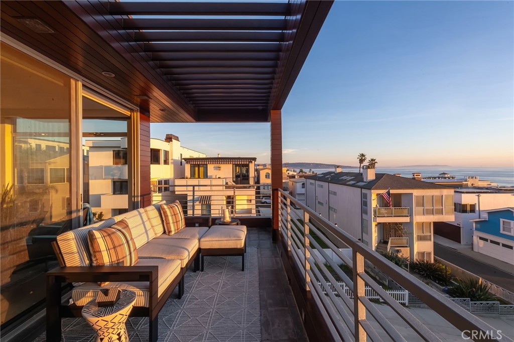 121 16th Street Manhattan Beach, CA 90266 - Photo 31 of 39