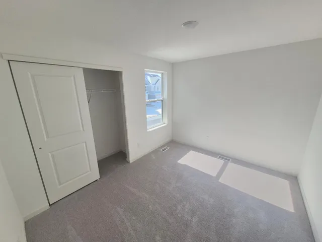 $2,645 | 1569 Aclare Ridge, Rosemount, MN 55068