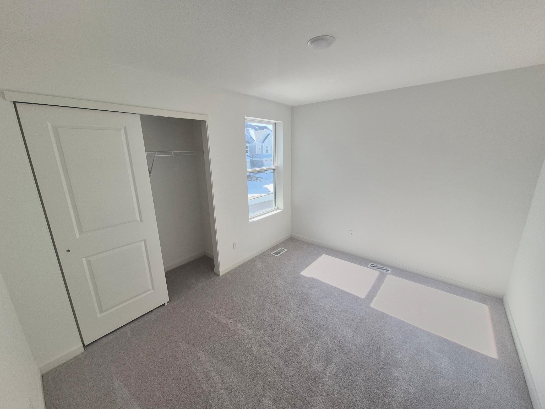 1569 Aclare Ridge Rosemount, MN 55068 - Photo 11 of 13