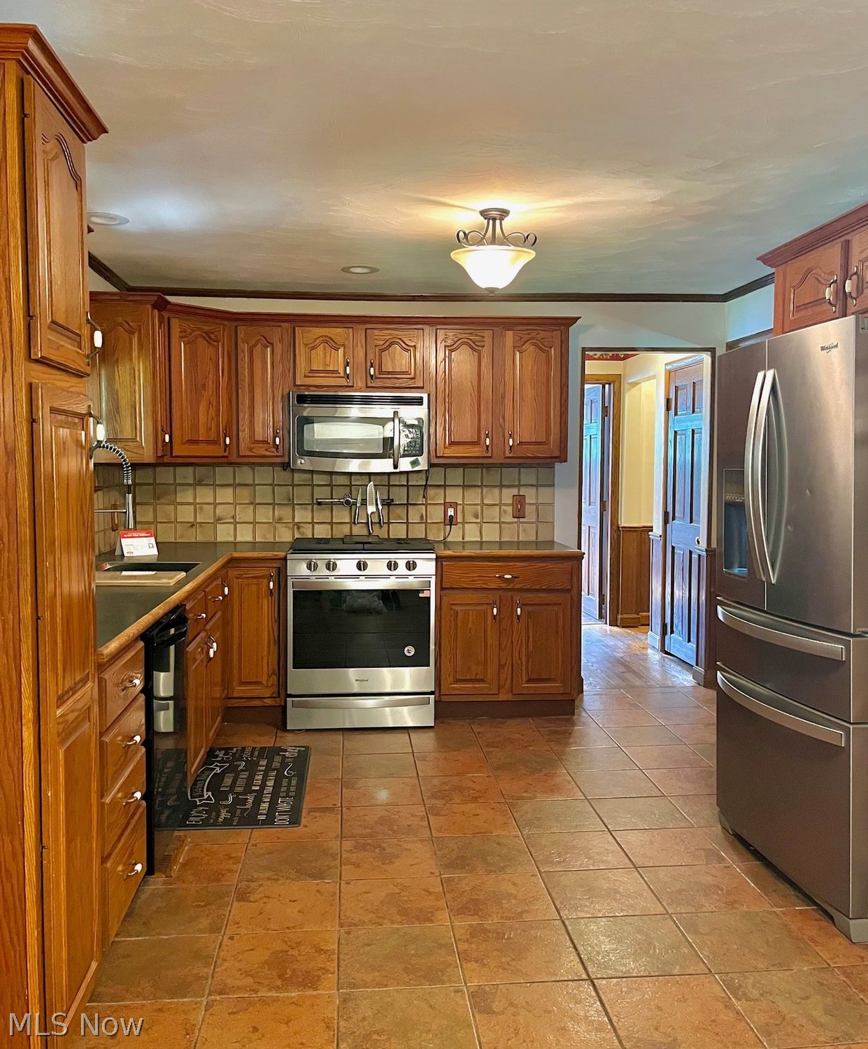 4102 Leewood Road Stow, OH 44224 - Photo 5 of 15 Kitchen