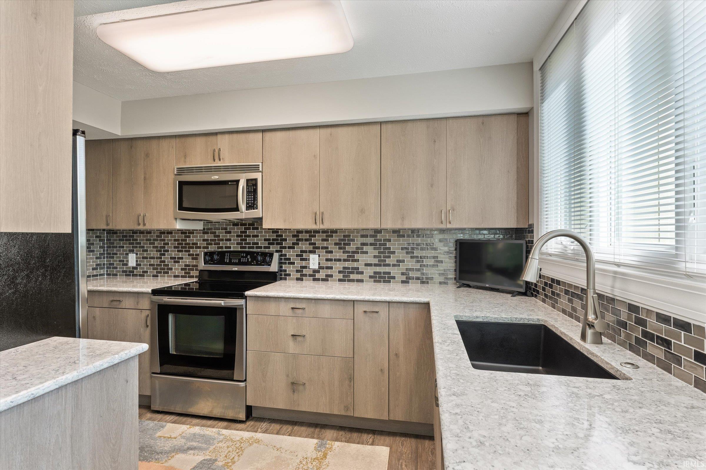 705 Vistula Terrace, Unit 1 Mishawaka, IN 46544 - Photo 13 of 33 Gallery Image 13