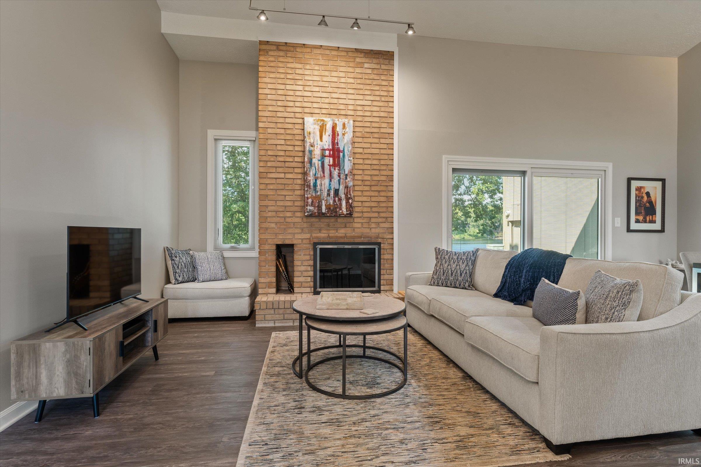 705 Vistula Terrace, Unit 1 Mishawaka, IN 46544 - Photo 7 of 33 Gallery Image 7