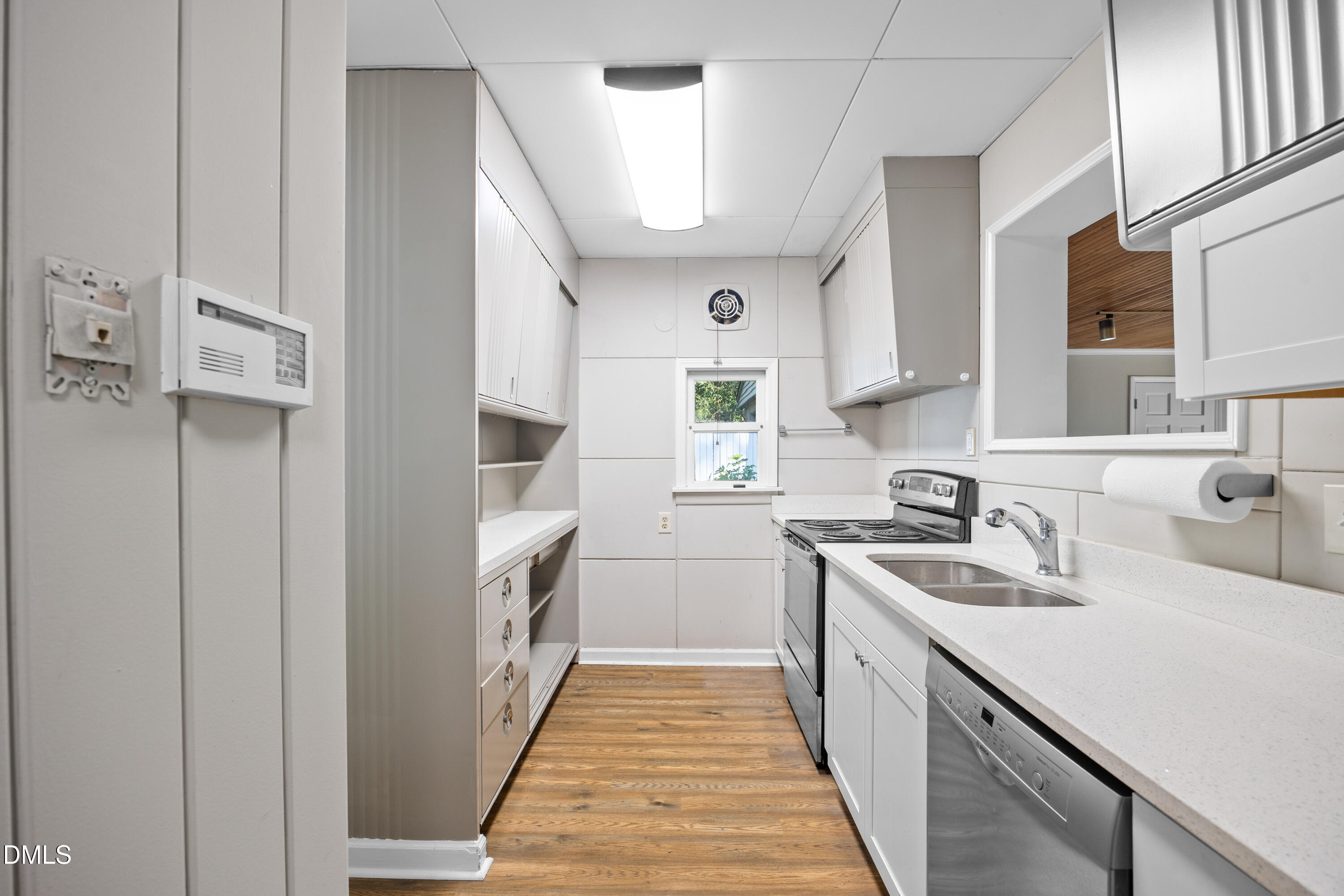 2421 Perkins Road Durham, NC 27705 - Photo 29 of 79