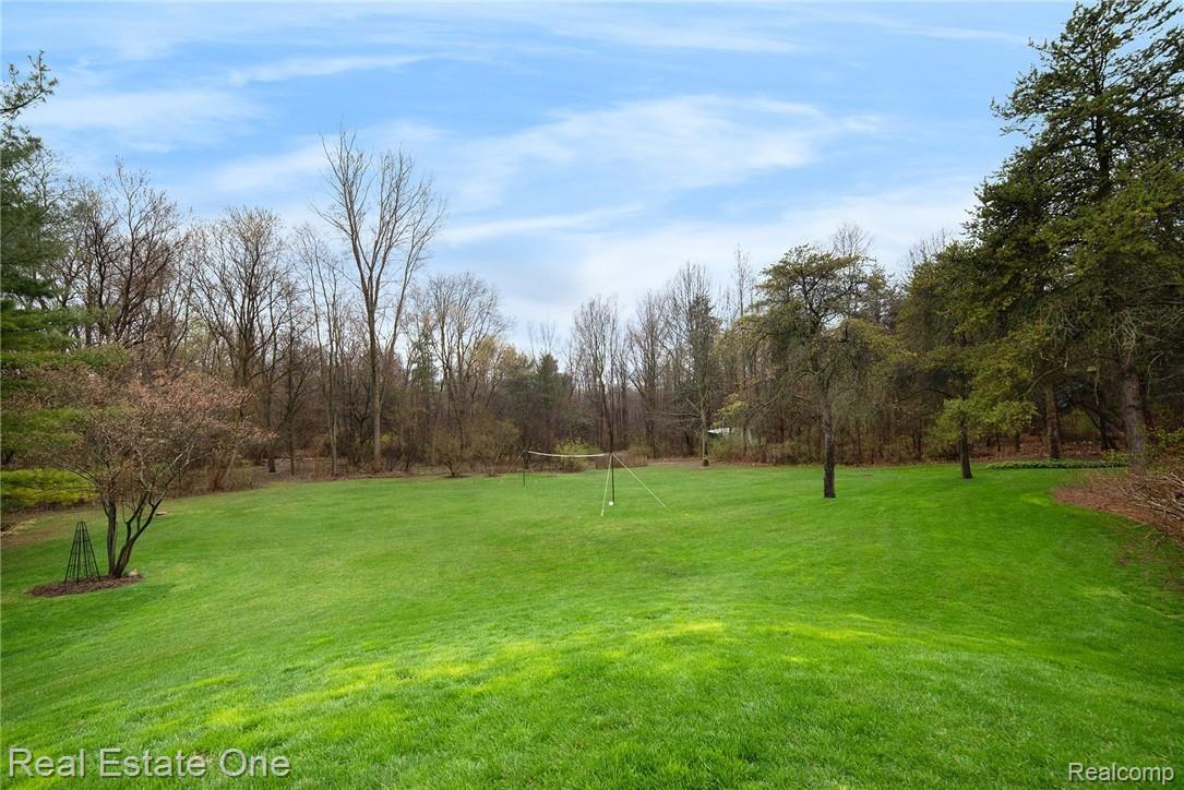 3510 Landview Drive Rochester, MI 48306 - Photo 41 of 50 DSC_6620-1.jpg