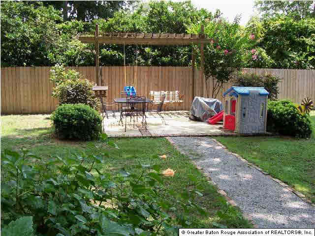 1632 Michel Delving Road Baton Rouge, LA 70810 - Photo 3 of 7