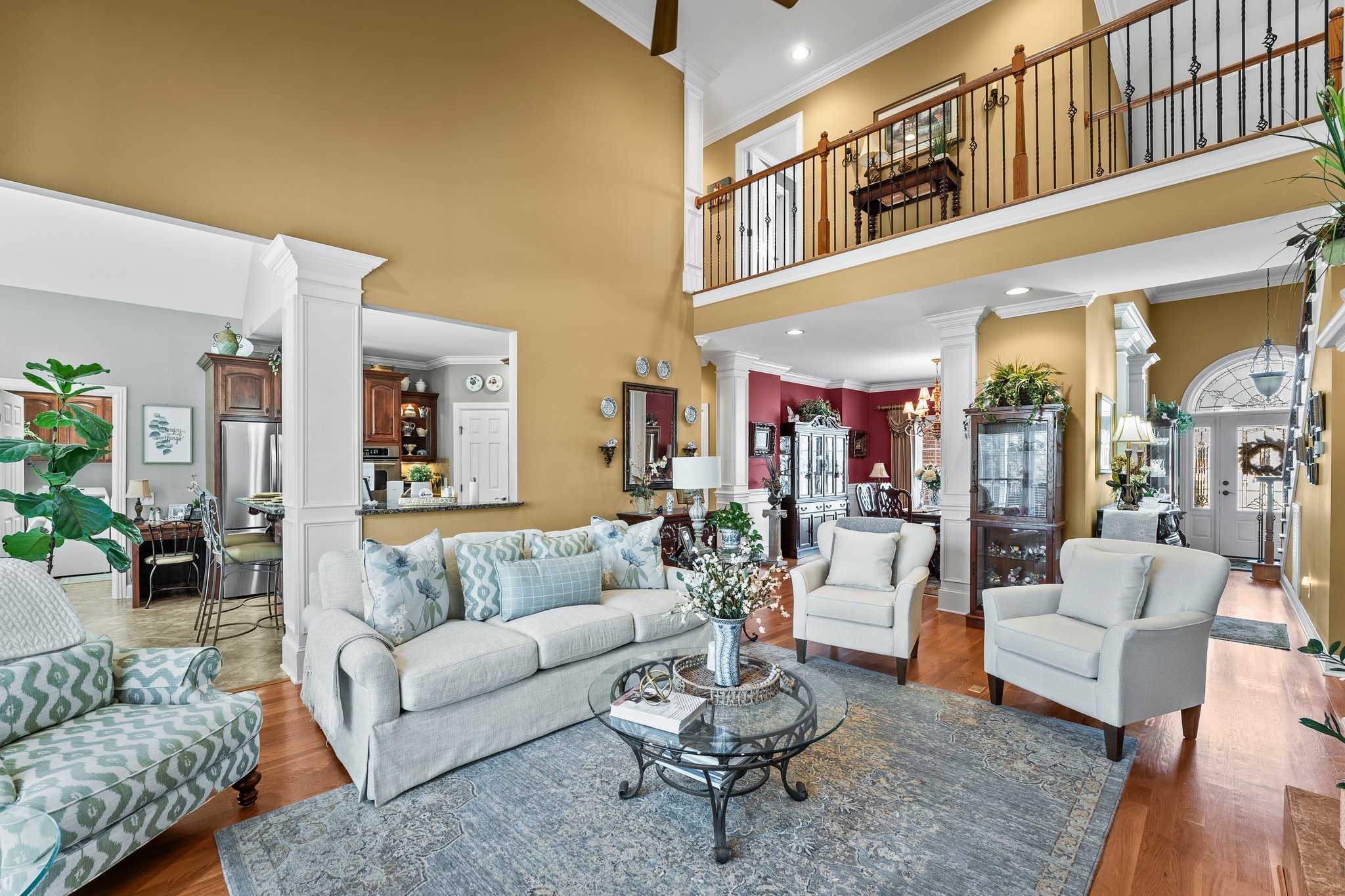 337 Pickney Road Winchester, TN 37398 - Photo 16 of 44 a living room with furniture and a rug