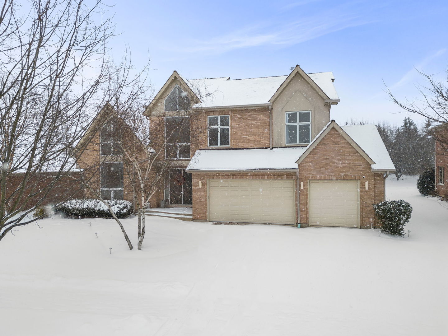 1663 Pebble Beach Way Vernon Hills, IL 60061 - Photo 1 of 40 a view of a house with a yard