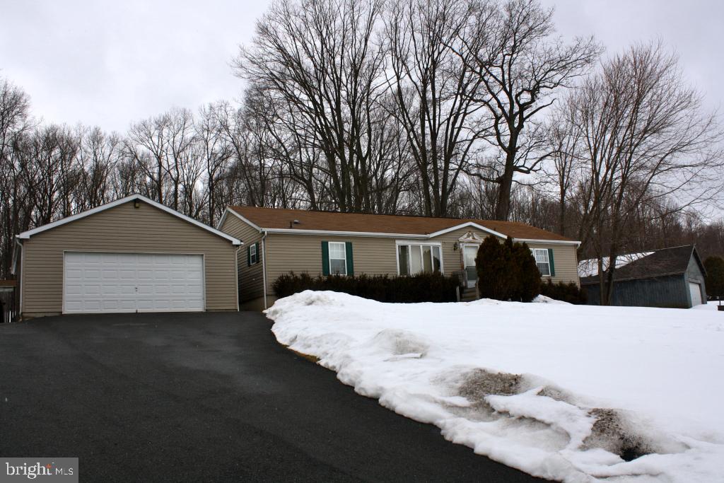 628 Springville Road New Holland, PA 17557 - Photo 1 of 9