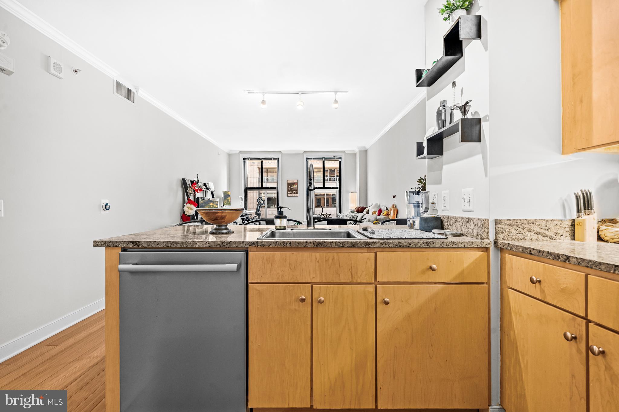 631 D Street Northwest, Unit 731 Washington, DC 20004 - Photo 15 of 81