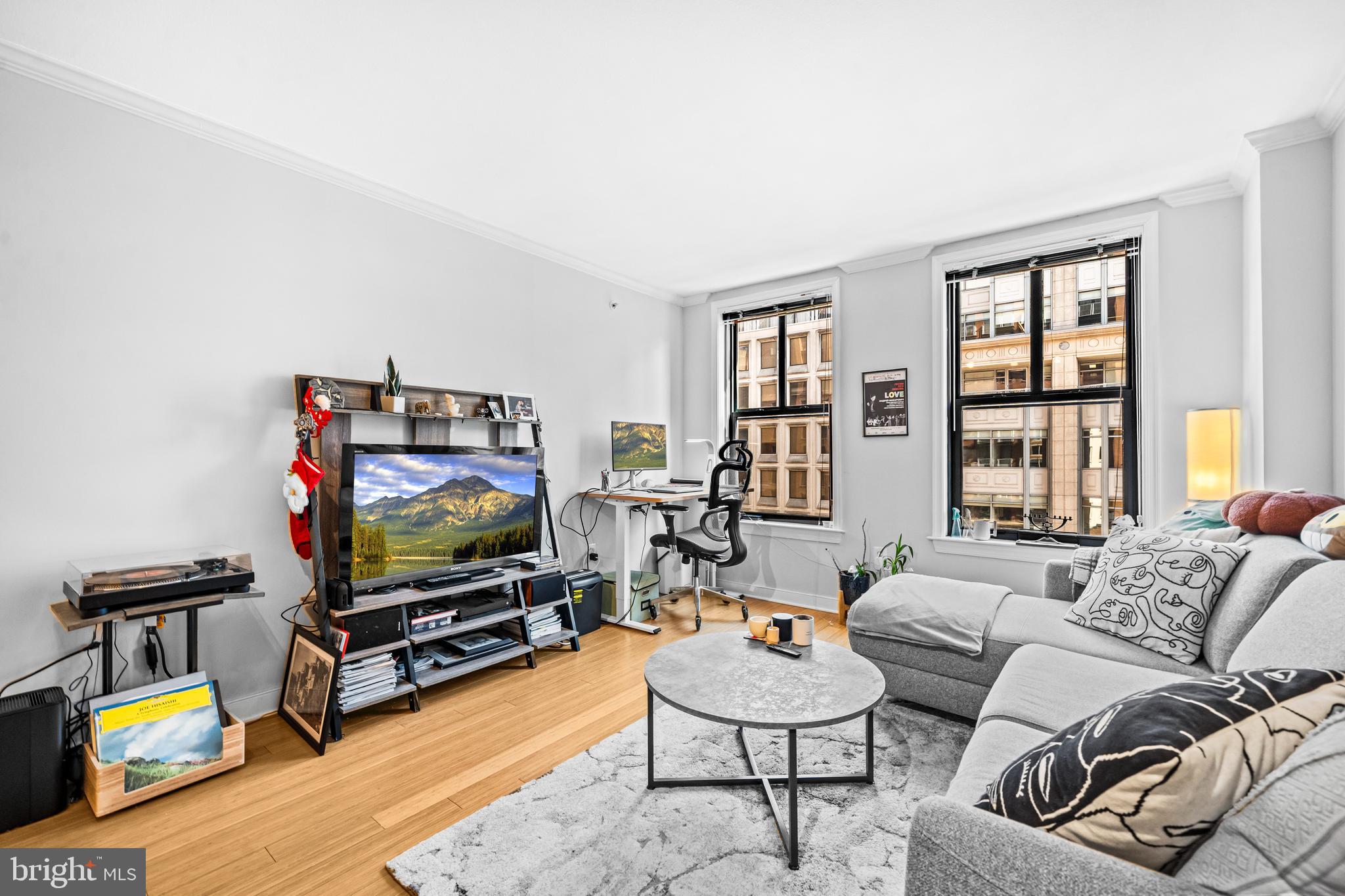 631 D Street Northwest, Unit 731 Washington, DC 20004 - Photo 5 of 81
