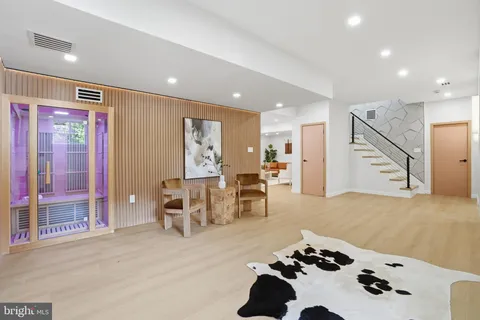 $5,295,000 | 1124 Savile Lane, McLean, VA 22101