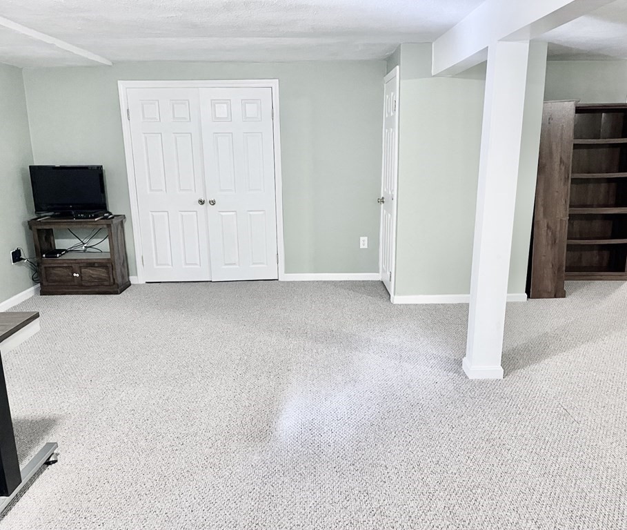 167 Dalton Road Holliston, MA 01746 - Photo 29 of 35 Gallery Image 29