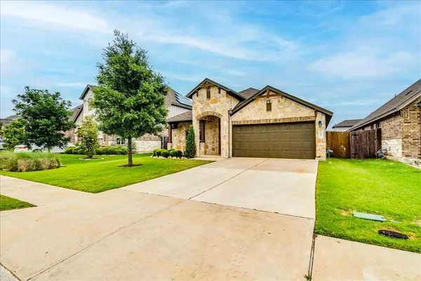 $2,500 | 1905 Goldilocks Lane, Manchaca, TX 78652