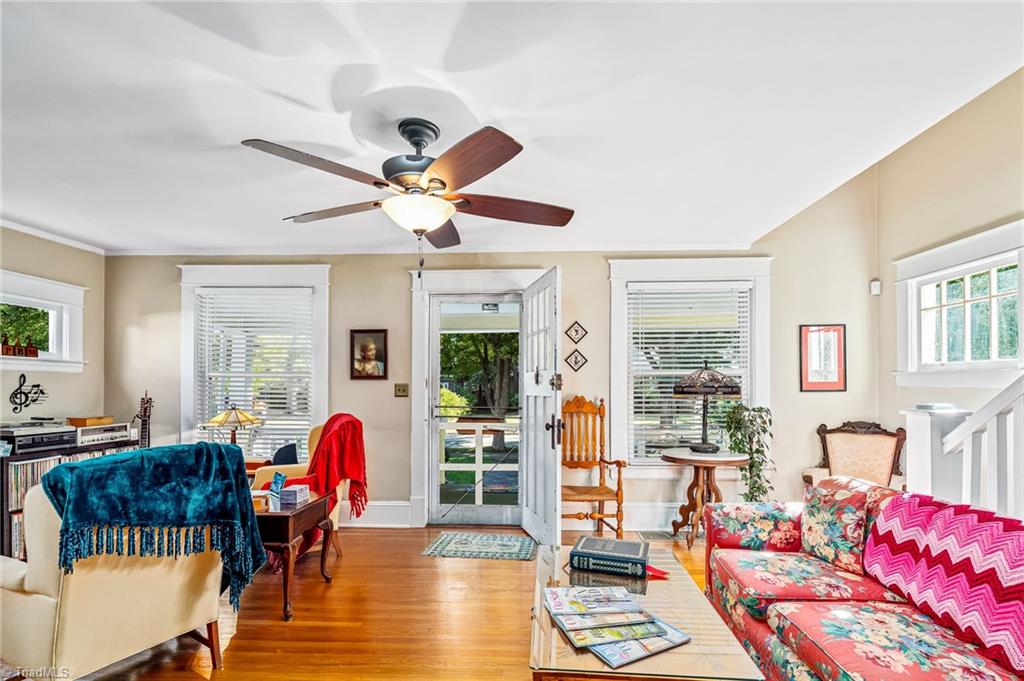 1005 Johnson Street High Point, NC 27262 - Photo 4 of 30 Gallery Image 4