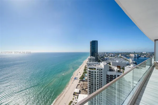 $31,500 | 18975 Collins Avenue, Unit 3802, Sunny Isles Beach, FL 33160