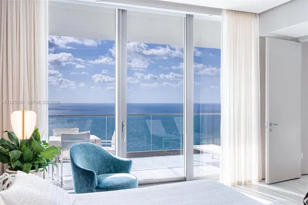 $31,500 | 18975 Collins Avenue, Unit 3802, Sunny Isles Beach, FL 33160