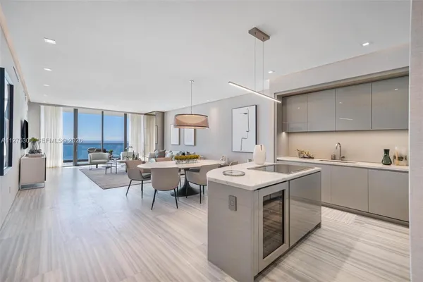 $31,500 | 18975 Collins Avenue, Unit 3802, Sunny Isles Beach, FL 33160