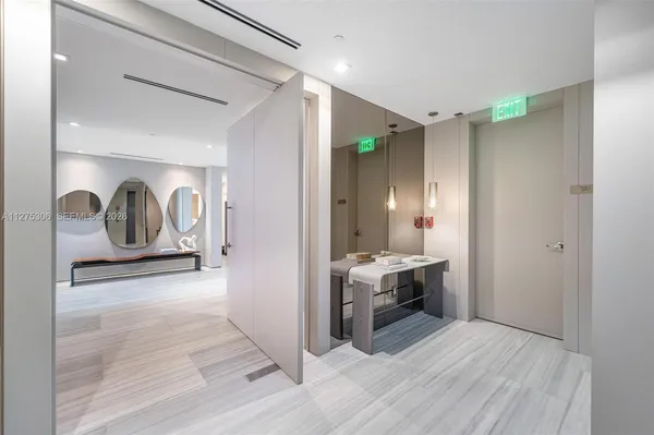 $31,500 | 18975 Collins Avenue, Unit 3802, Sunny Isles Beach, FL 33160