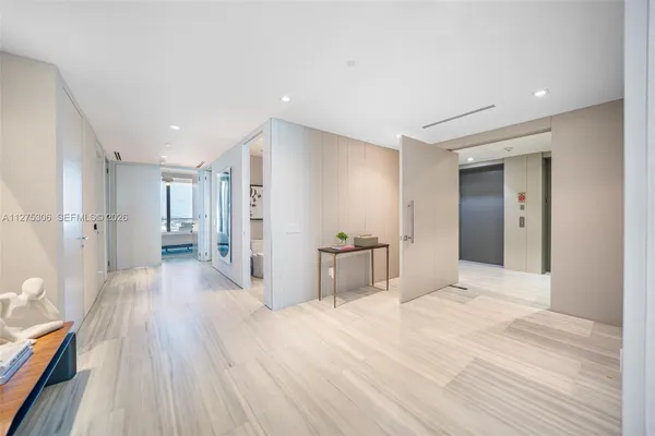 $31,500 | 18975 Collins Avenue, Unit 3802, Sunny Isles Beach, FL 33160