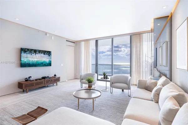 $31,500 | 18975 Collins Avenue, Unit 3802, Sunny Isles Beach, FL 33160