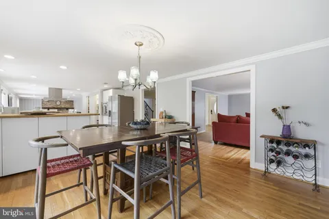 $1,375,000 | 9004 Copenhaver Drive, Potomac, MD 20854