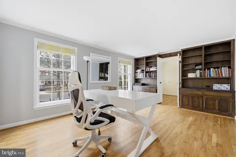 $1,375,000 | 9004 Copenhaver Drive, Potomac, MD 20854