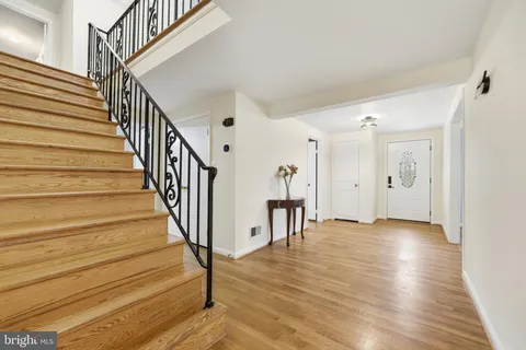 $1,375,000 | 9004 Copenhaver Drive, Potomac, MD 20854