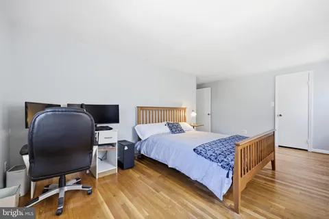 $1,375,000 | 9004 Copenhaver Drive, Potomac, MD 20854