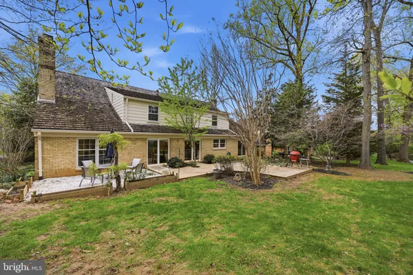 $1,375,000 | 9004 Copenhaver Drive, Potomac, MD 20854