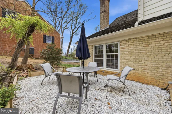 $1,375,000 | 9004 Copenhaver Drive, Potomac, MD 20854