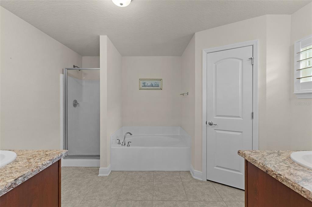 1906 Angel Fish Loop Leesburg, FL 34748 - Photo 18 of 81 Gallery Image 18