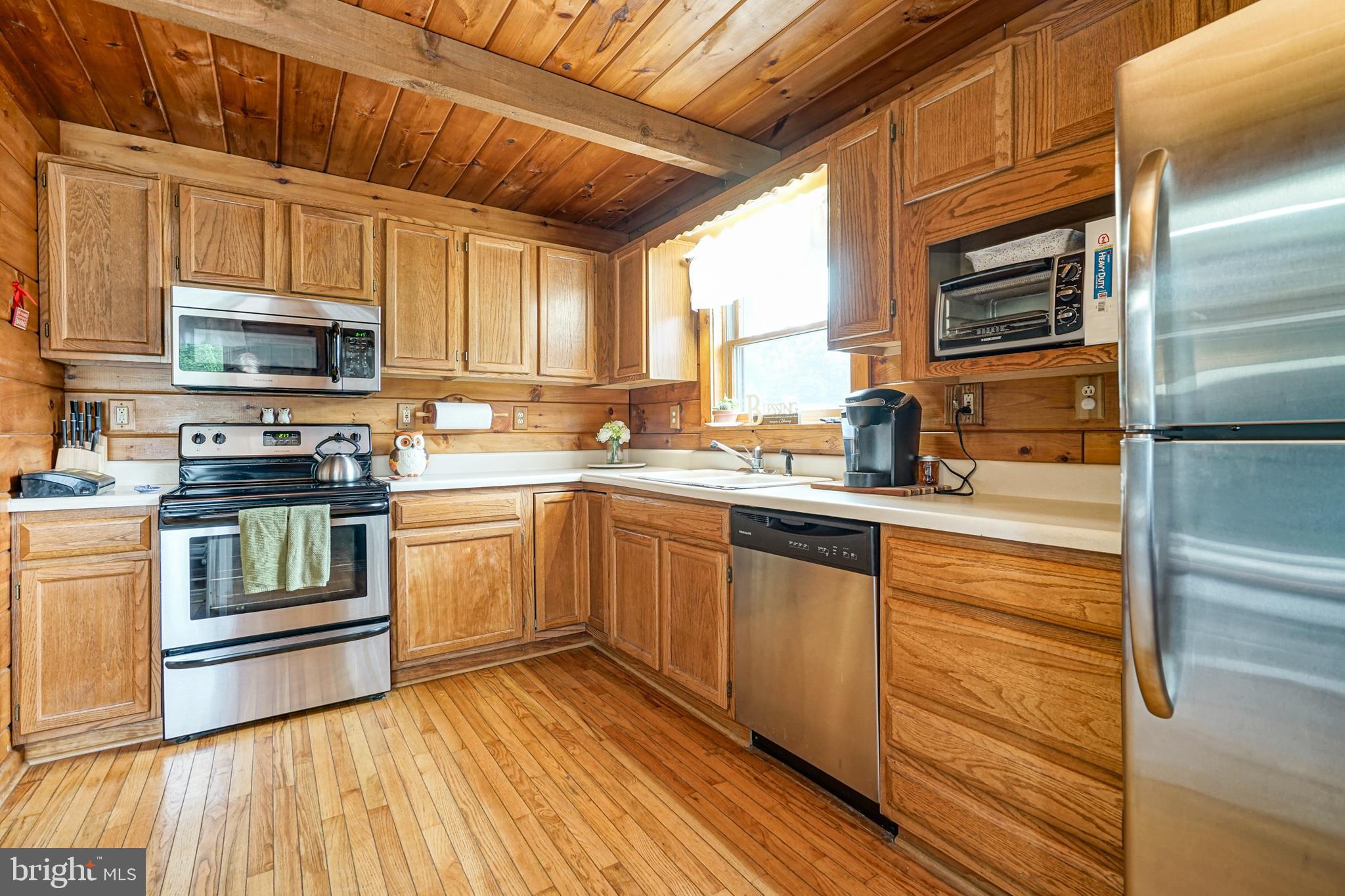 44 Telegraph Road Bridgeton, NJ 08302 - Photo 12 of 38 Kitchen w/ SS Appliances