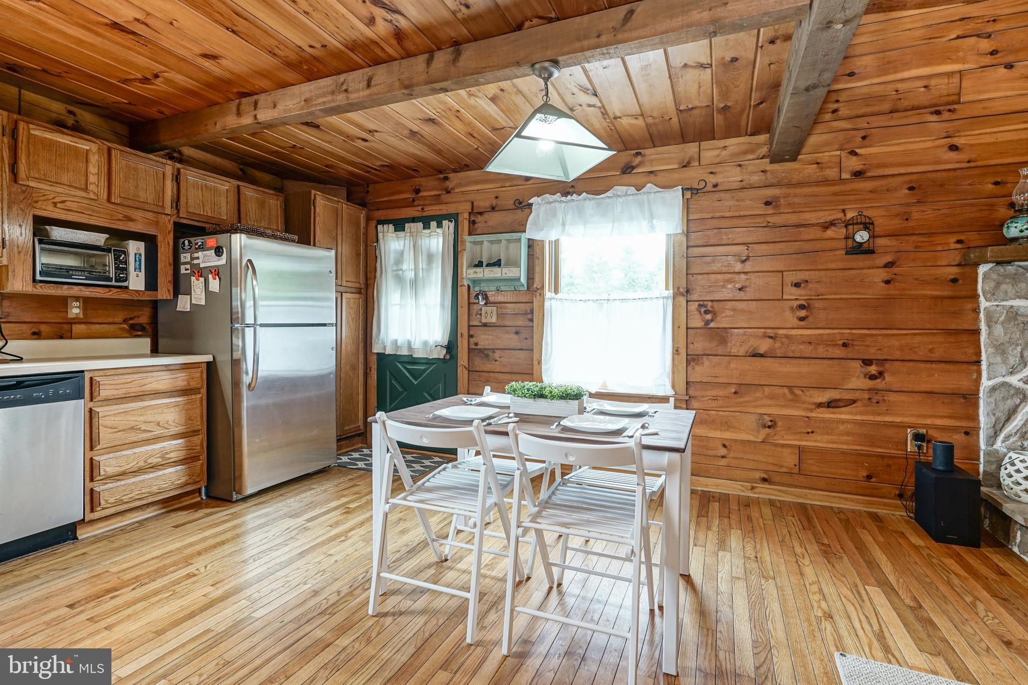 44 Telegraph Road Bridgeton, NJ 08302 - Photo 9 of 38 Eat-in Kitchen