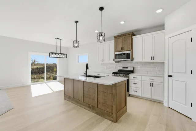 $439,900 | 1876 Aster Court, Buffalo, MN 55313