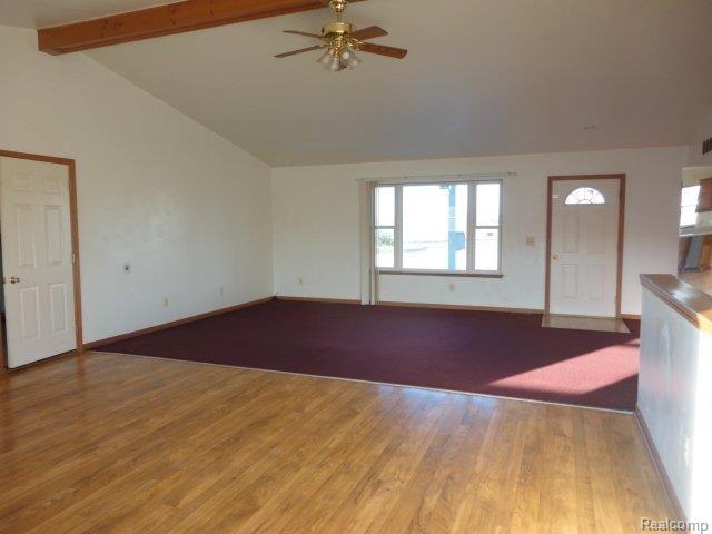 6434 Owens Road Yale, MI 48097 - Photo 7 of 33 2013-10-24 09.06.55.jpg