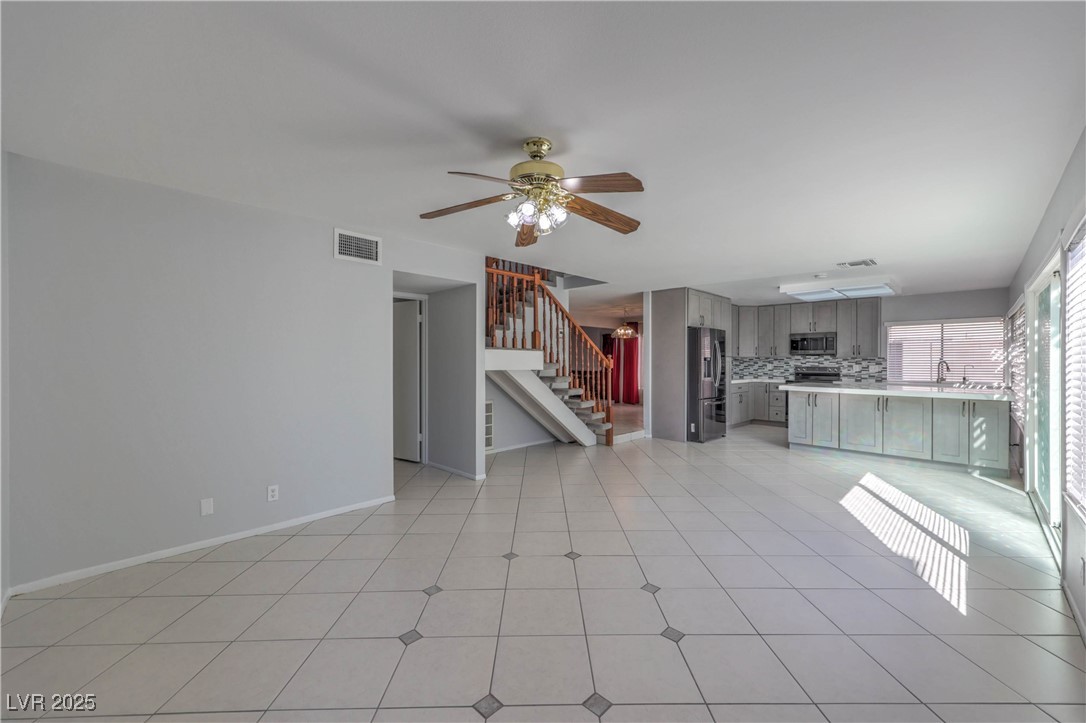 4810 Summerhill Road Las Vegas, NV 89121 - Photo 12 of 36 Gallery Image 12