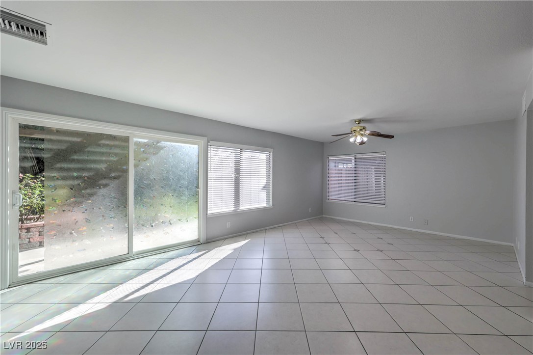 4810 Summerhill Road Las Vegas, NV 89121 - Photo 14 of 36 Gallery Image 14
