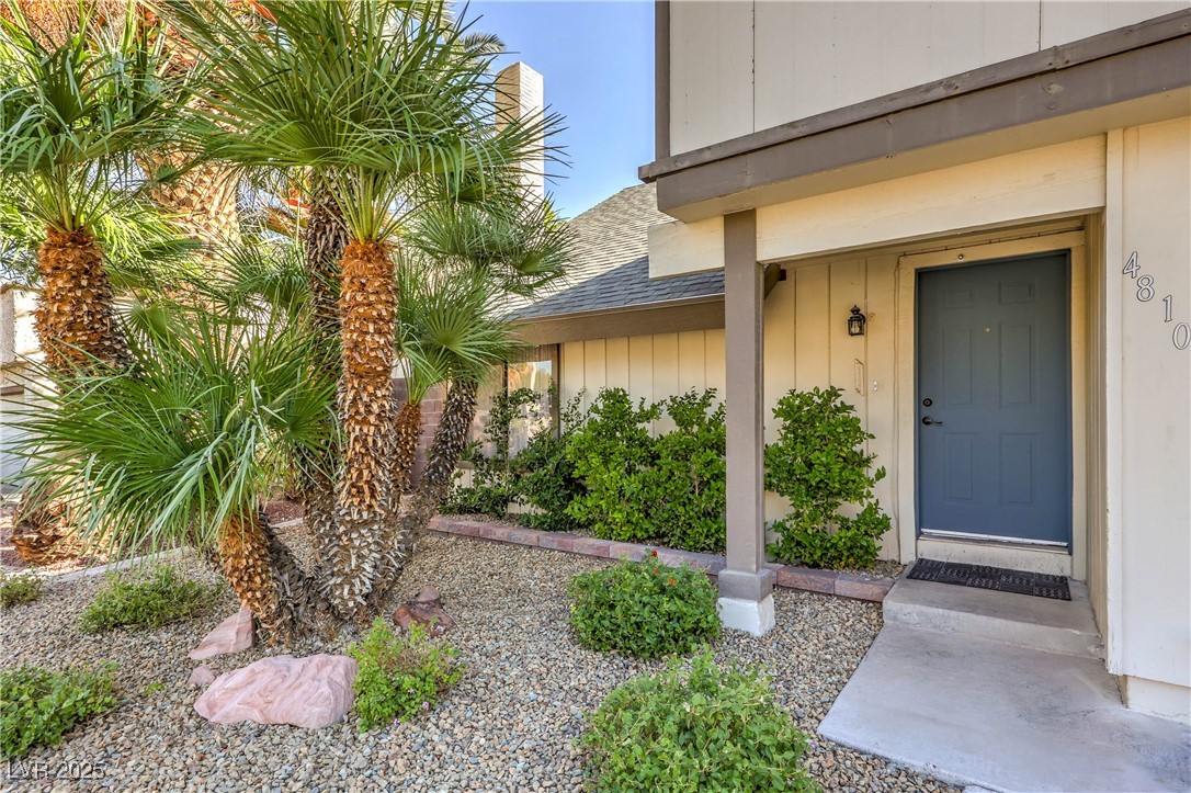 4810 Summerhill Road Las Vegas, NV 89121 - Photo 4 of 36 Gallery Image 4