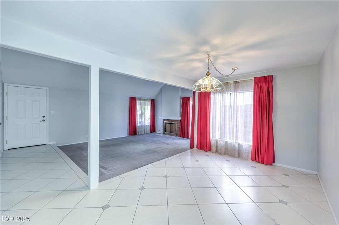 4810 Summerhill Road Las Vegas, NV 89121 - Photo 5 of 36 Gallery Image 5
