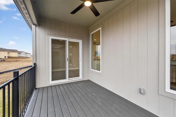 $525,800 | 24966 West 94th Place, Lenexa, KS 66227
