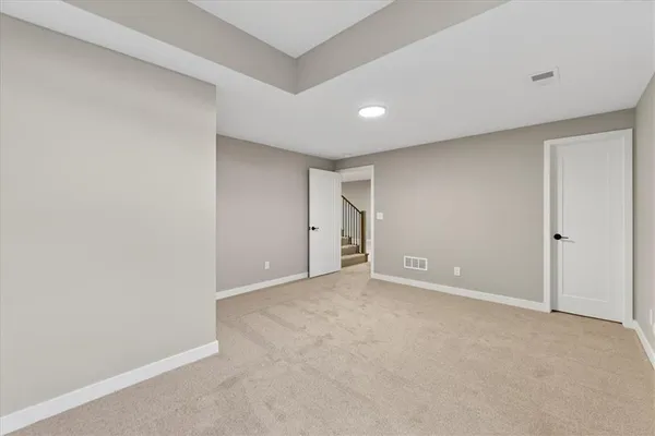$525,800 | 24966 West 94th Place, Lenexa, KS 66227
