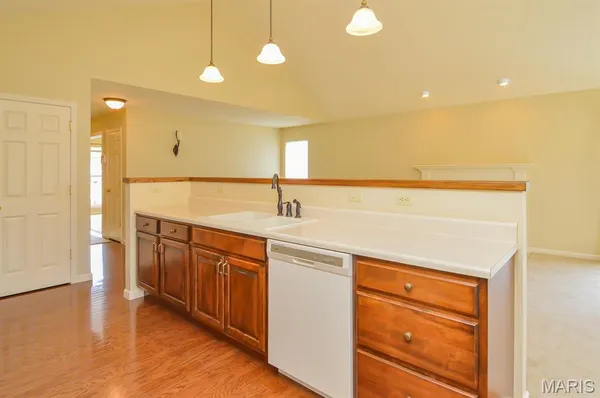 $200,000 | 5004 Castlegate Lane, Godfrey, IL 62035