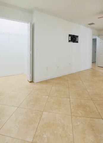 $3,450 | 1000 Palm Trail, Unit 6, Delray Beach, FL 33483