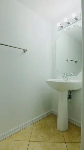 $3,450 | 1000 Palm Trail, Unit 6, Delray Beach, FL 33483