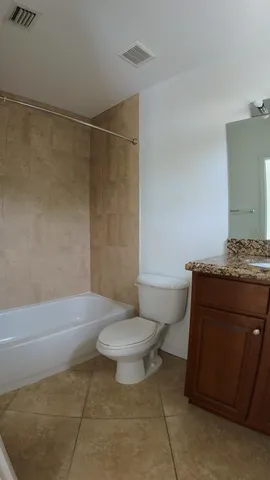 $3,450 | 1000 Palm Trail, Unit 6, Delray Beach, FL 33483